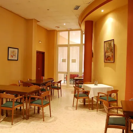 Castillo Hotel 3*